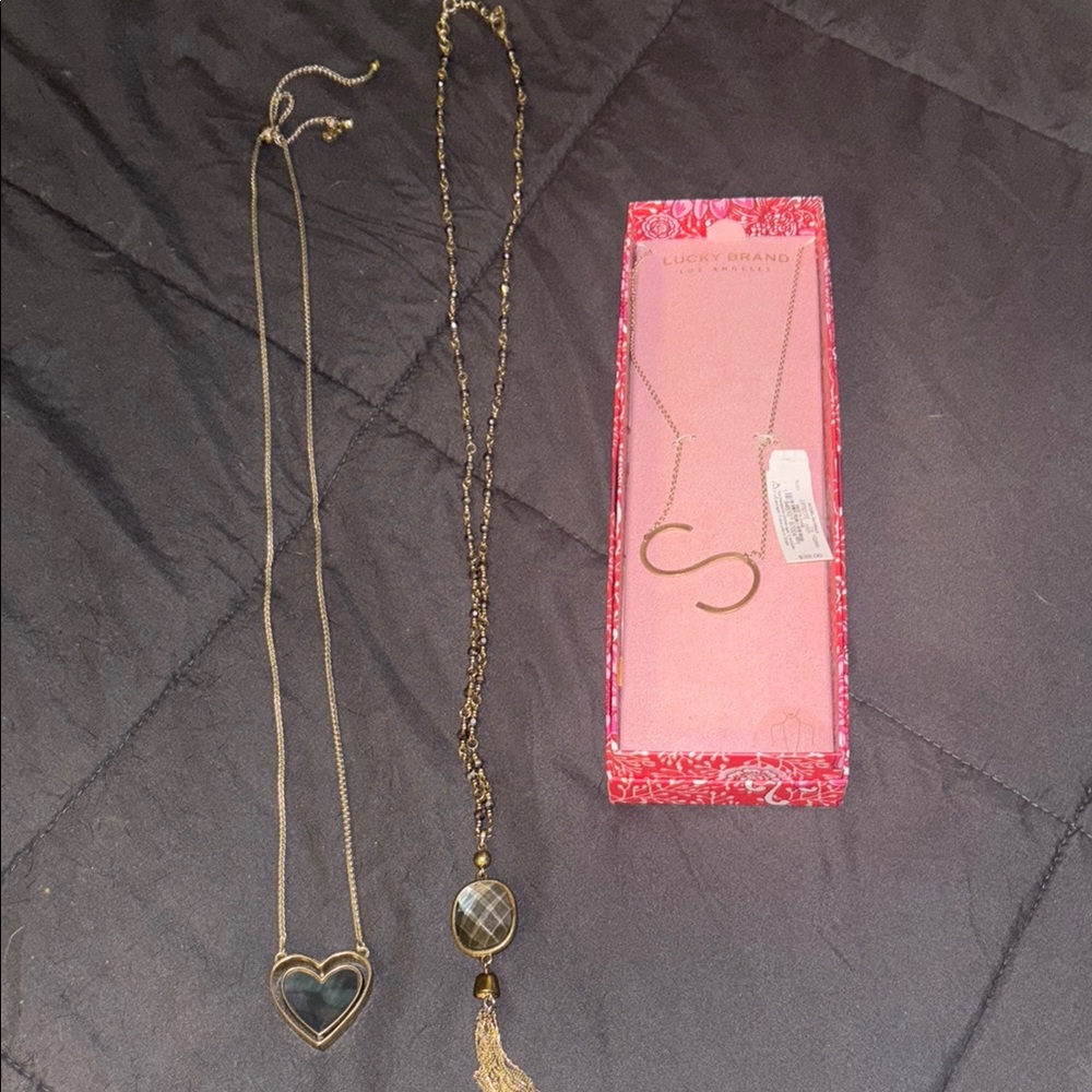 Lucky Brand Gold Pendant Necklace